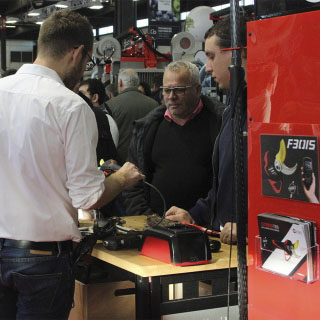 Avis utilisateur sécateur électrique professionnel F3015 - INFACO