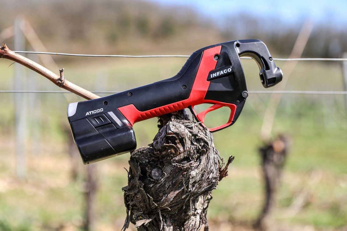 attacheuse-electrique-professionnelle-at1000