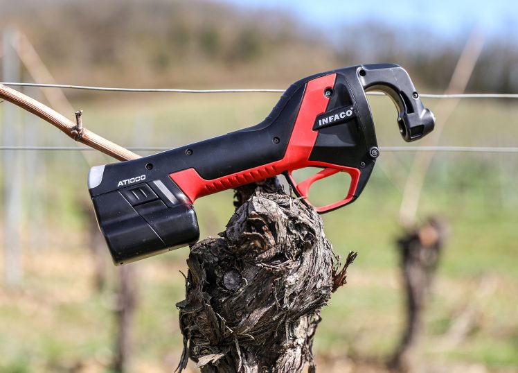 attacheuse-electrique-professionnelle-at1000