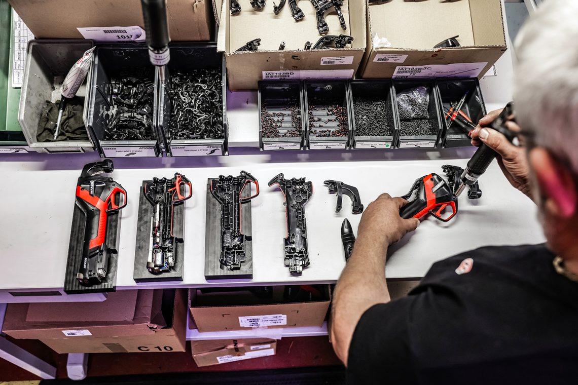 AT1000 attachments overhaul line AT1000 attachments overhaul line