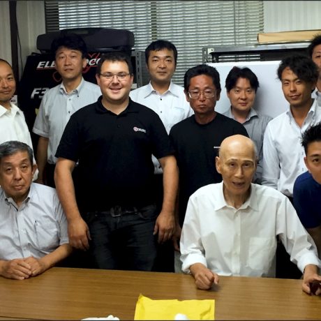 Laurent Rigal, technico commercial INFACO accompagné des importateurs japonais