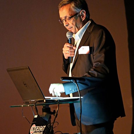 Jean-Pierre Blatché, Verkaufsleiter von INFACO bei der Veröffentlichung der Baum-, Reb- und Gartenschere ELECTROCOUP F3015